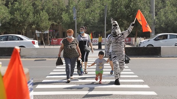 Federal Road Safety Corps Nigeria - Do you know what a Zebra Crossing is  and do you adhere to it? The Zebra Crossing is an aid, especially for  Pedestrians who often need